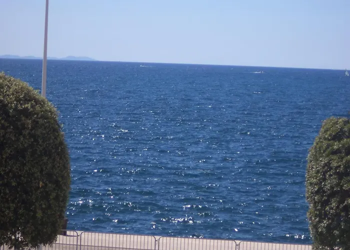 莱尼宾馆 3* 扎达尔