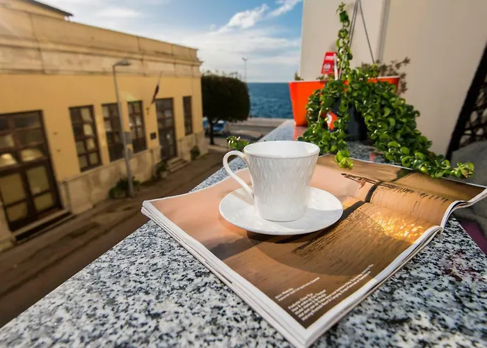 莱尼宾馆 招待所