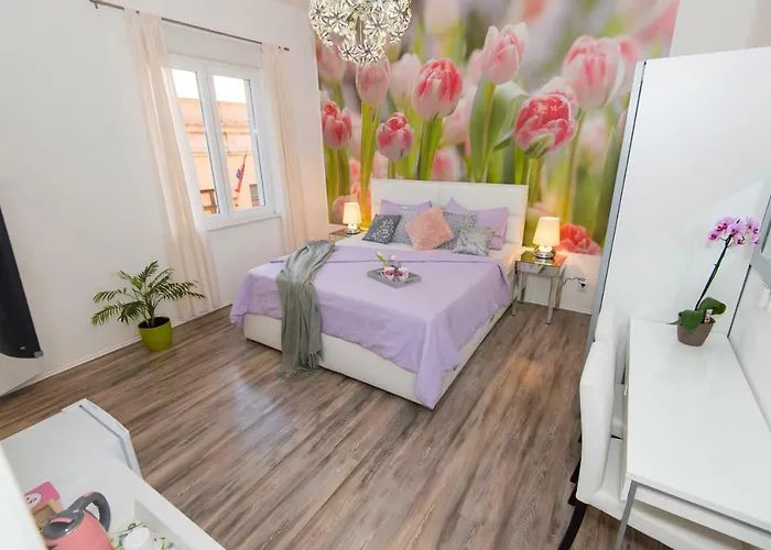 招待所 莱尼宾馆 3*