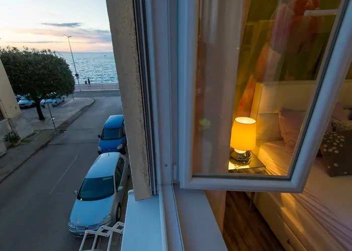 莱尼宾馆 招待所