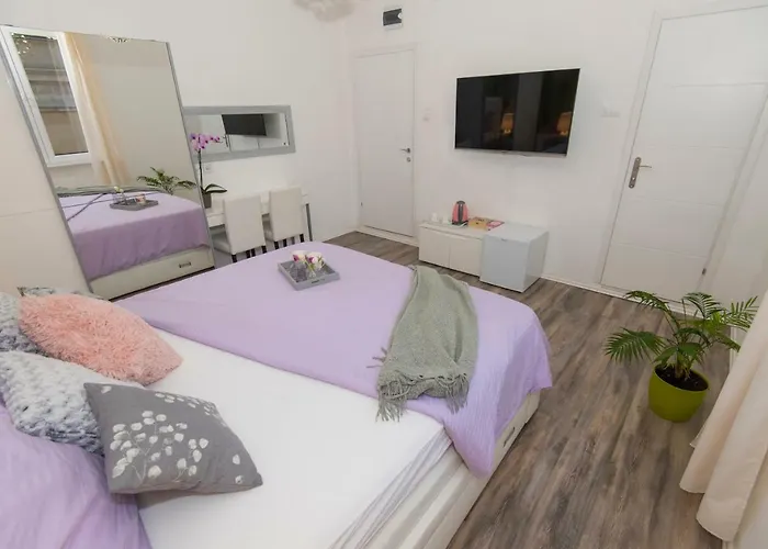 招待所 莱尼宾馆 扎达尔